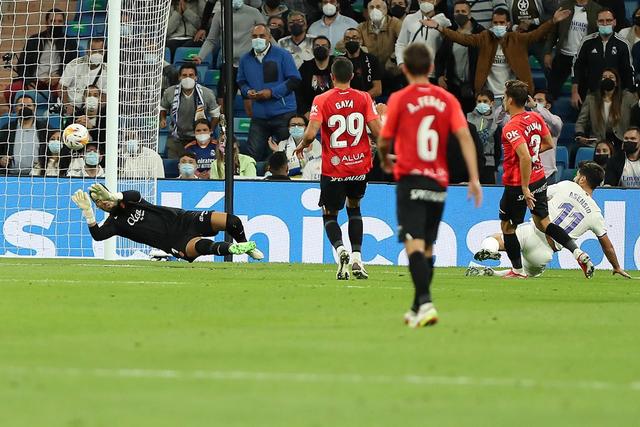 亚运会-赵继伟19+7 中国男篮轻取中国台北