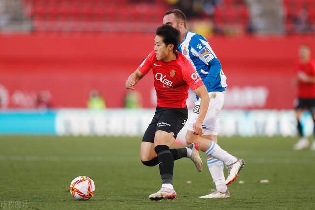 孙铭徽21+15广厦负同曦 原帅30分山西胜四川